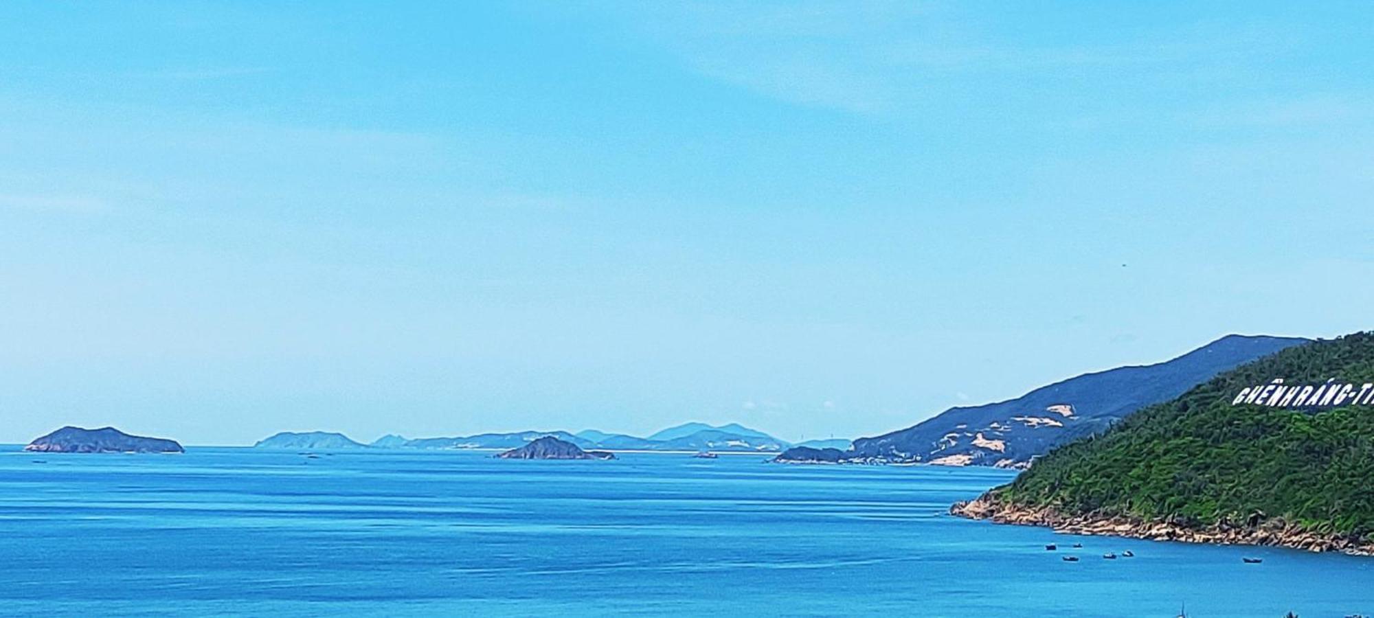 Flc Sea Tower Quy Nhon Ban Cong, Bon Tam, Ho Boi Co Phi, Sat Bien クイニョン エクステリア 写真