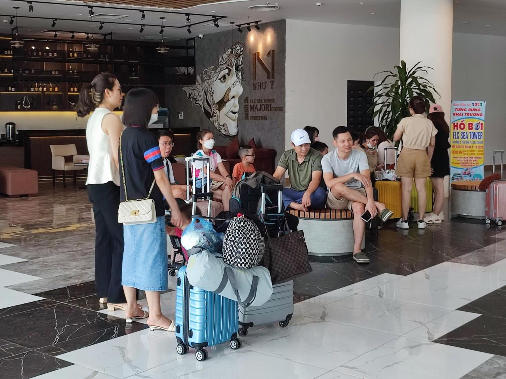 Flc Sea Tower Quy Nhon Ban Cong, Bon Tam, Ho Boi Co Phi, Sat Bien クイニョン エクステリア 写真